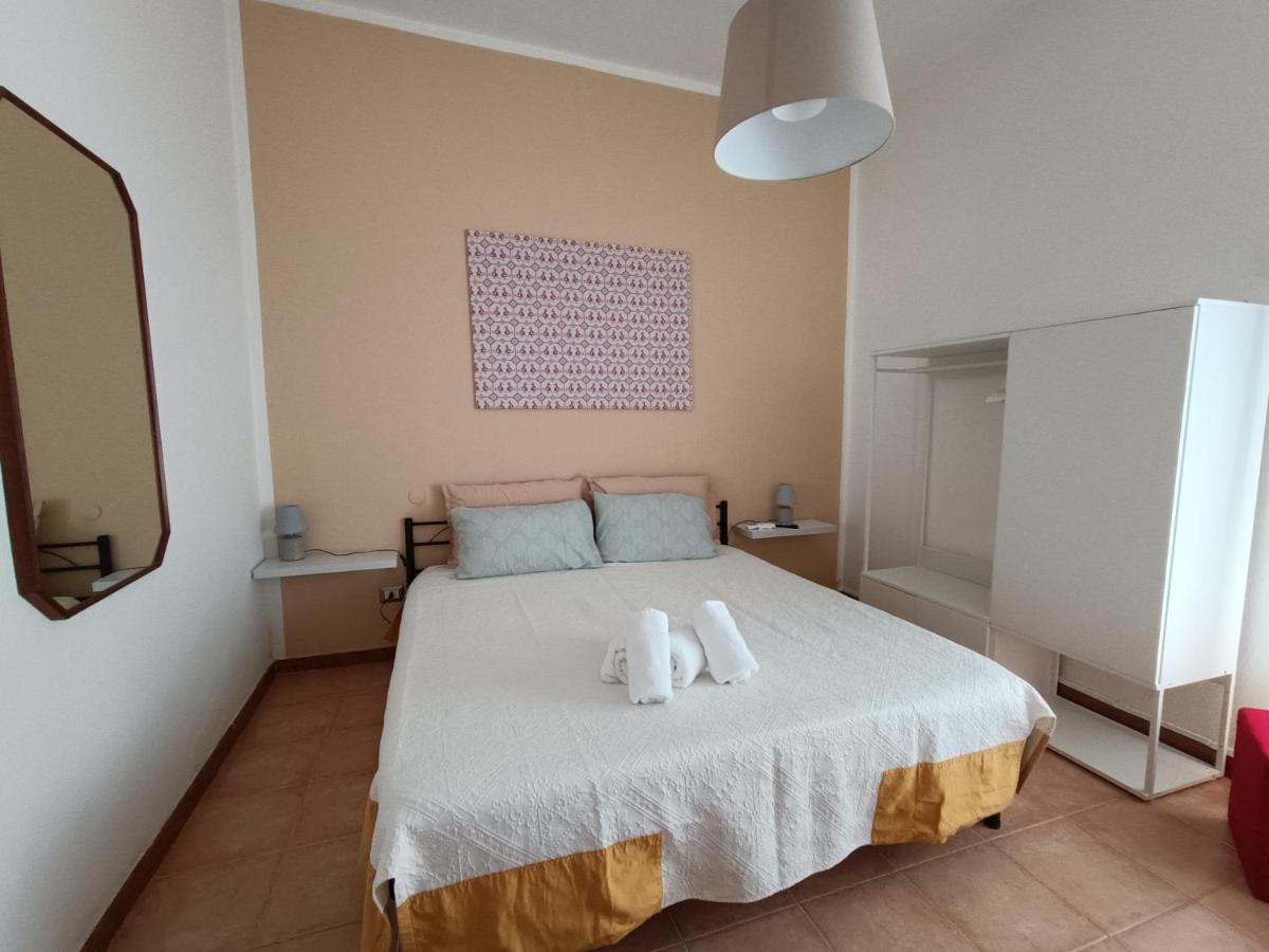 Hospiton Home Cagliari Bagian luar foto